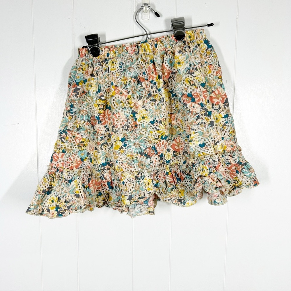 Solitaire Floral Embroidered Cottagecore Mini Skirt Medium
